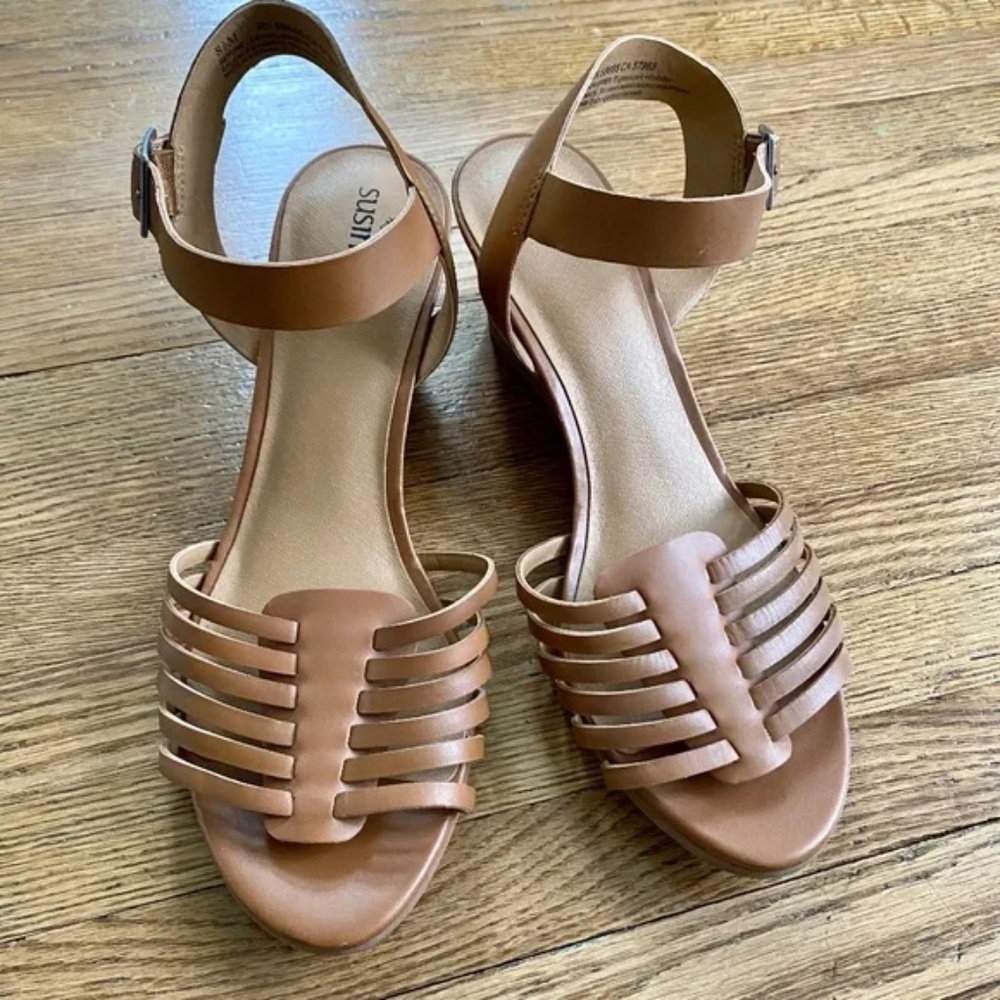 Susina Terra Leather Strappy Tan Wedge |Cognac‎ Ankle Strap Sandals Size 8.5